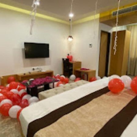 Hotel Aditya Residency Bhopal Bagian luar foto